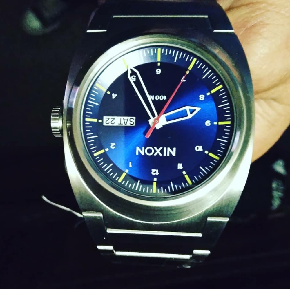 Nixon watch